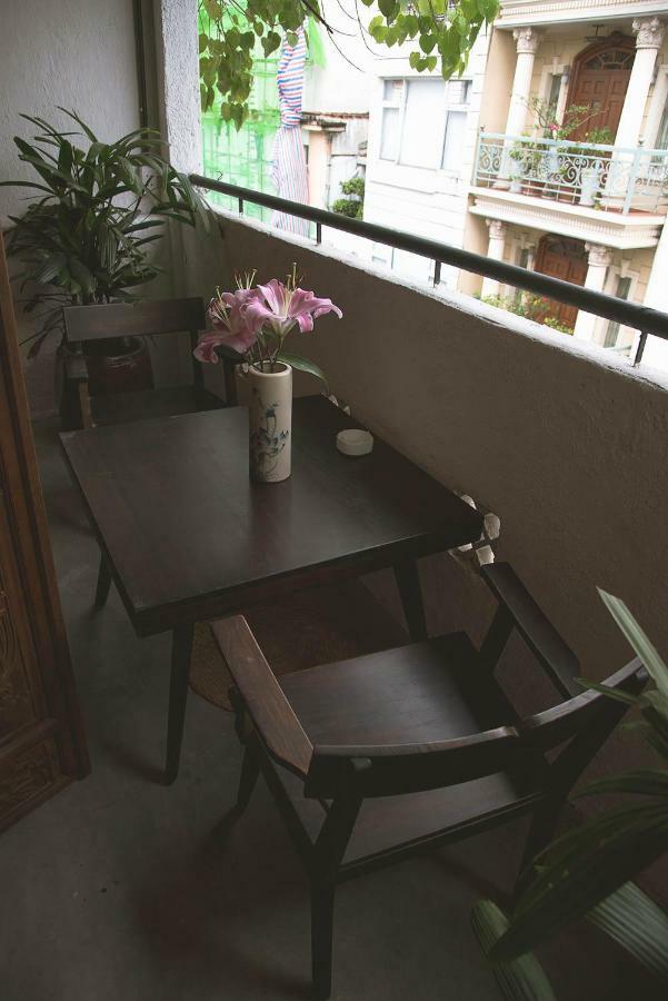 Secret Cottage Boutique Hotel Хошимин Экстерьер фото