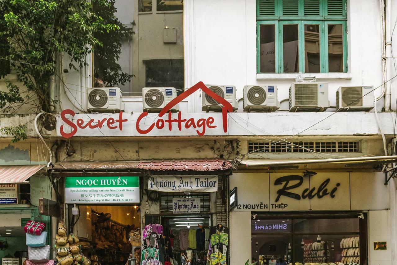 Secret Cottage Boutique Hotel Хошимин Экстерьер фото